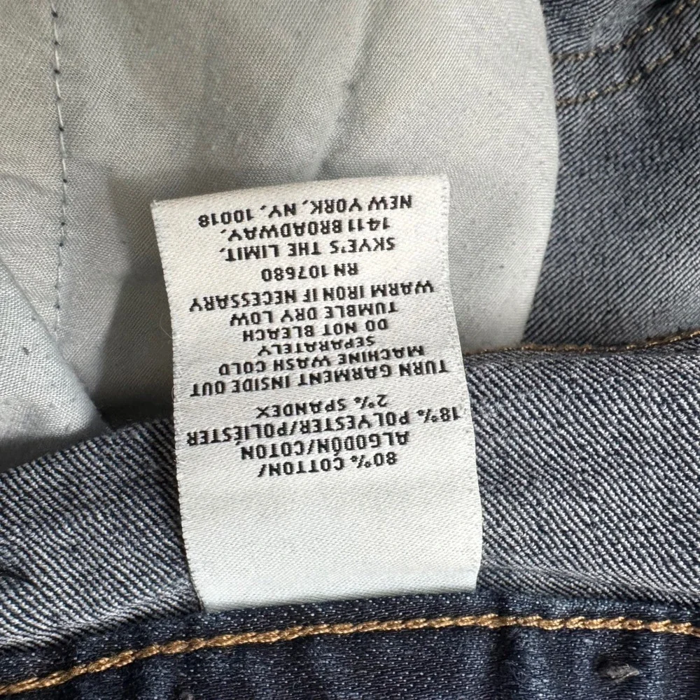 Skye's the Limit Womens Size 4 Dark‎ Wash Bootcut Denim Jeans Stretch Flare Blue